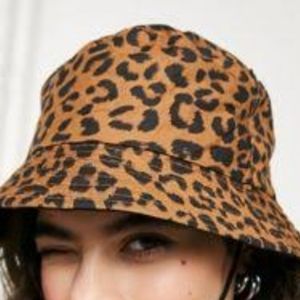 Marcus Adler Womens Leopard Bucket Hat OS Mobwife NWT